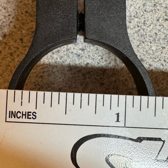 Red Bicycle Rear Reflector - Picture 4 of 5